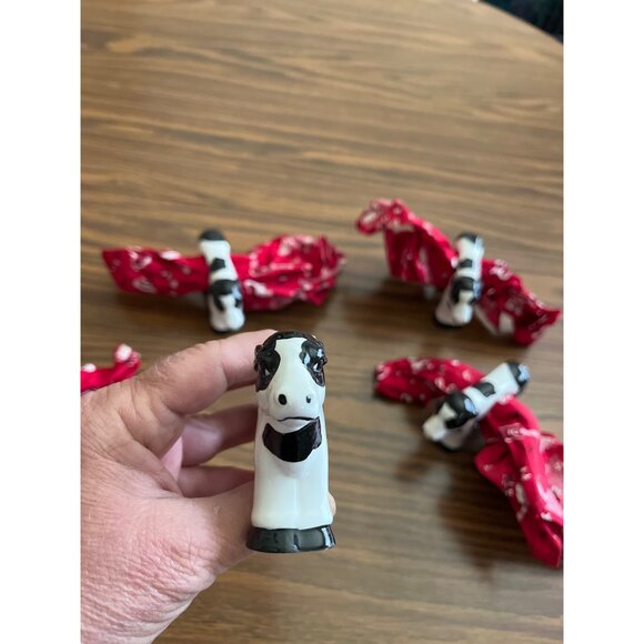 Cow napkin rings with red cowboy decor napkins set of four - Picture 3 of 8